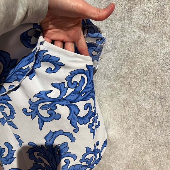 Tyche flowy romper with pockets - Picture 7 of 8